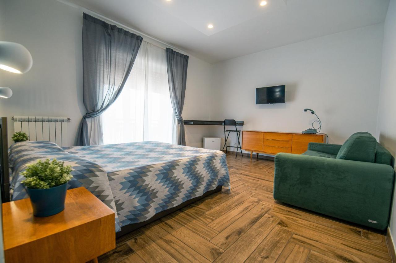 Hub Ferroviario - 12 Posti Letto Per Il Tuo Gruppo A Con Wifi E Netflix